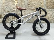 Balance Bike Earlyrider Walker